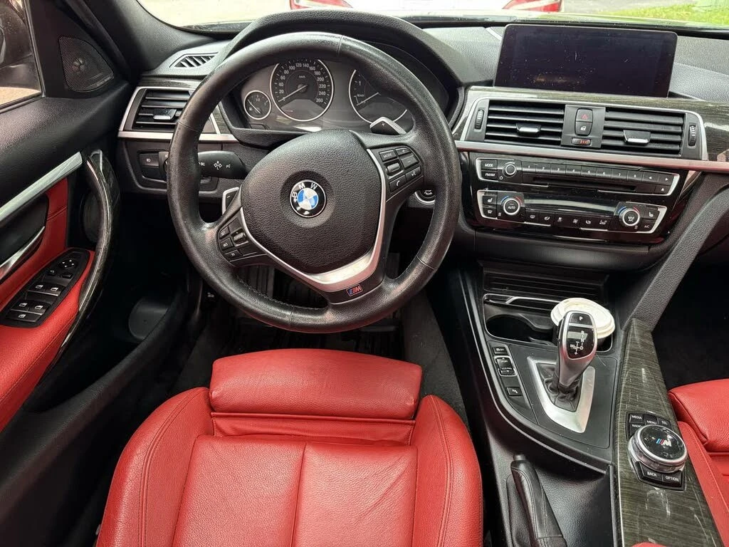 BMW 328 xDrive* Harman-Kardon* АвтоКредит * (Цена до БГ), снимка 12 - Автомобили и джипове - 55630970