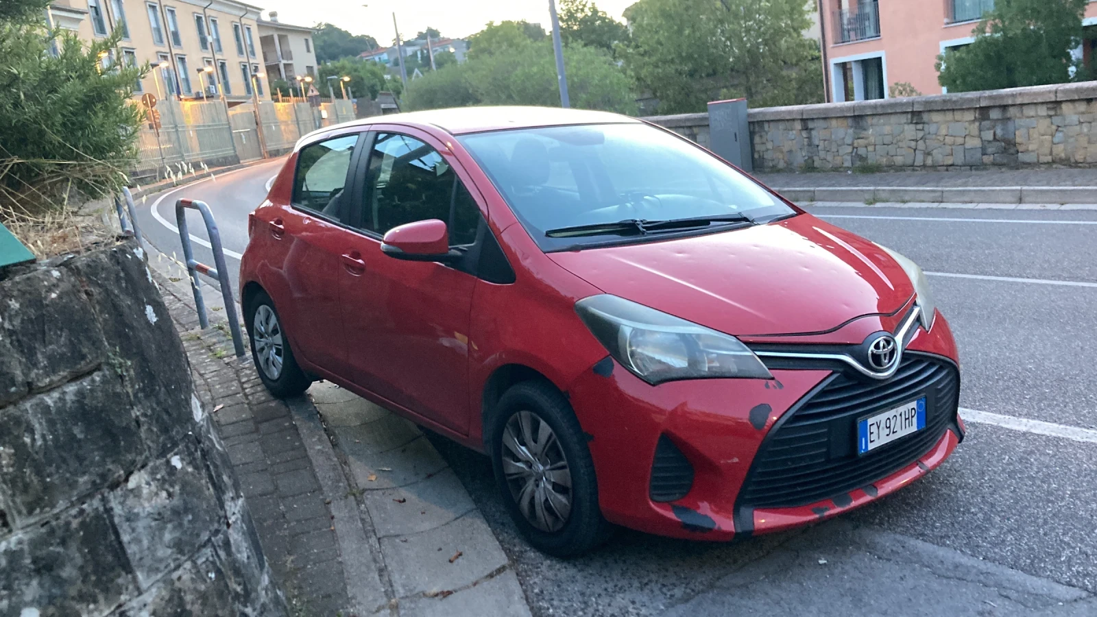 Toyota Yaris 1.4 D4D 90konq 6 skorosti