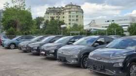 Hyundai Kona 64KWh/Premium/SOH100, снимка 17