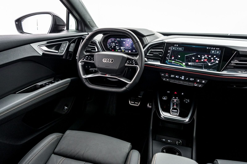Audi Q4 e-Tron 45 Quattro Sportback = S-line= Гаранция, снимка 5 - Автомобили и джипове - 46348147