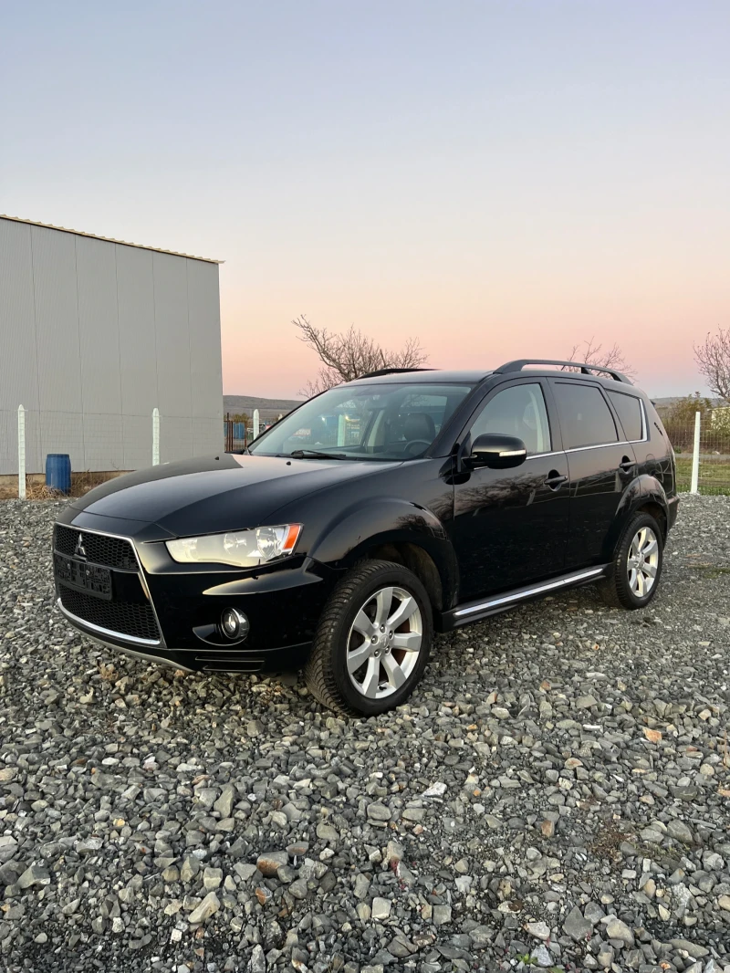 Mitsubishi Outlander 2.0i 150k.c, снимка 1 - Автомобили и джипове - 47992441