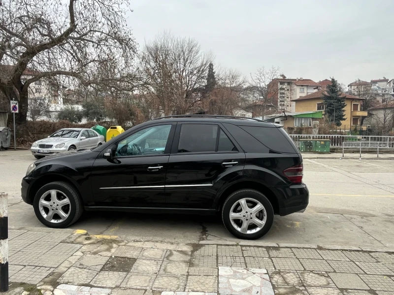 Mercedes-Benz ML 320 На Пружини. Обслужен. Всичко платено., снимка 3 - Автомобили и джипове - 49228433