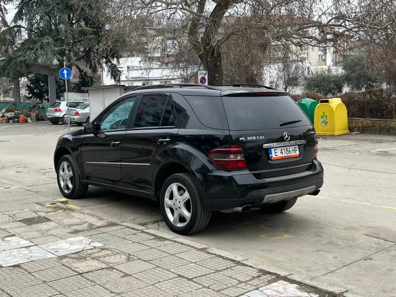 Mercedes-Benz ML 320 На Пружини. Обслужен. Всичко платено., снимка 2 - Автомобили и джипове - 49228433