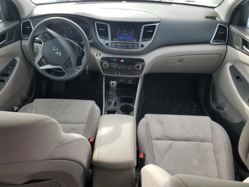 Hyundai Tucson, снимка 8 - Автомобили и джипове - 49444898