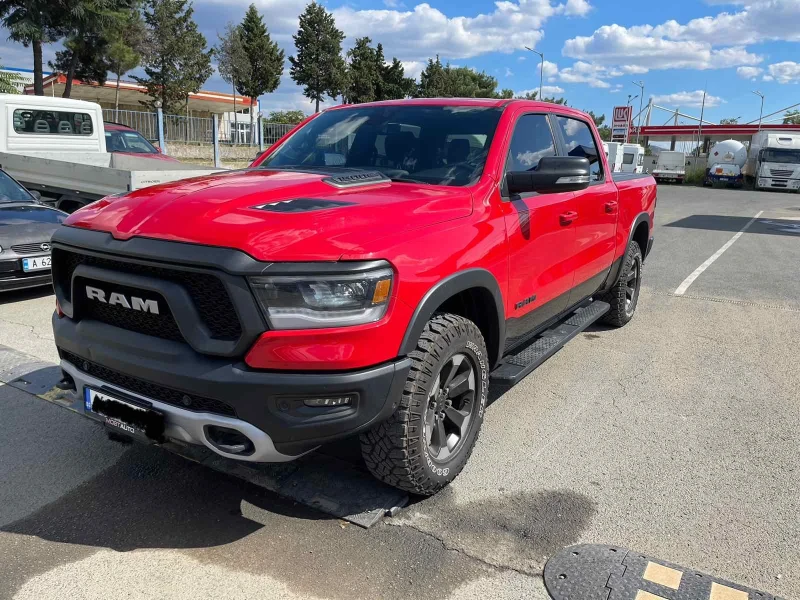 Dodge RAM 1500 Rebel 5.7 LPG, снимка 4 - Автомобили и джипове - 52589420