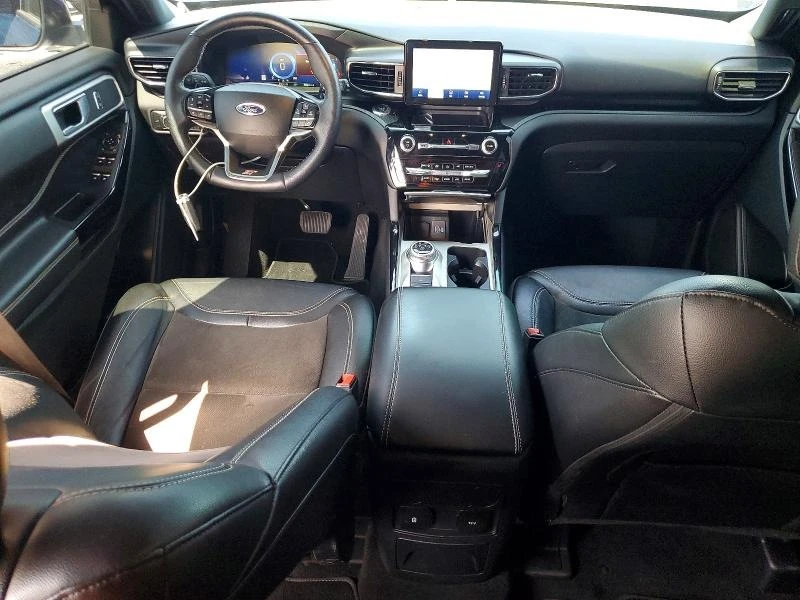 Ford Explorer, снимка 8 - Автомобили и джипове - 54780588