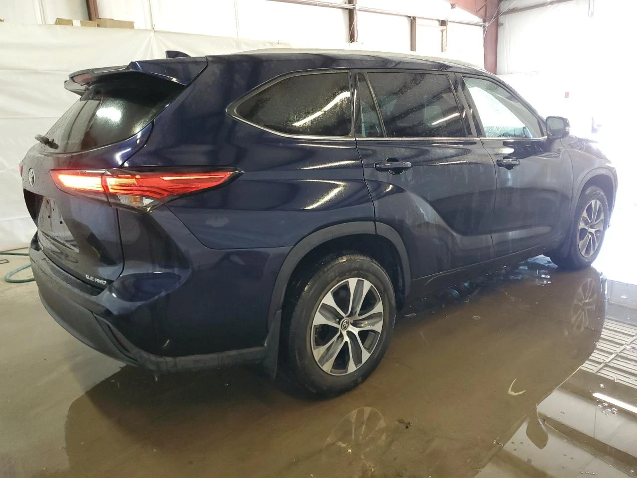 Toyota Highlander  - изображение 3