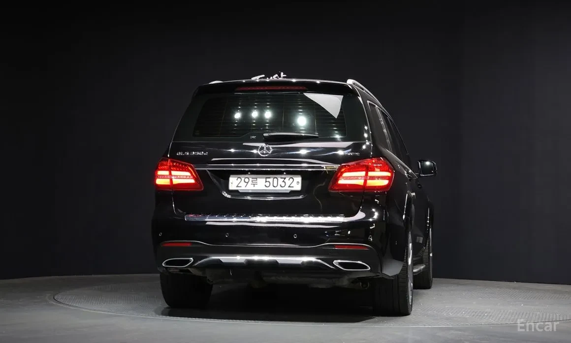 Mercedes-Benz GLS 350 4MATIC | ЕКСТРОВА | БЕЗ ЗАБЕЛЕЖКА  - изображение 4