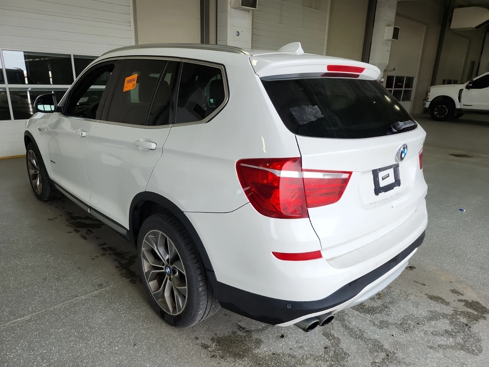 BMW X3 AWD * CARFAX * АвтоКредит * Цена до България*  - изображение 4