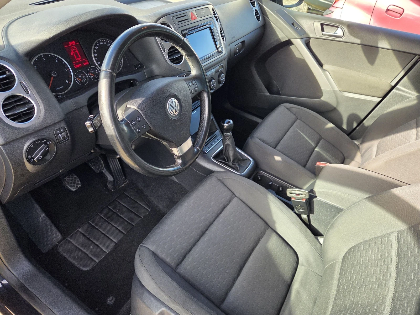 VW Tiguan 2.0TDI | Mobile.bg � ����������� 9