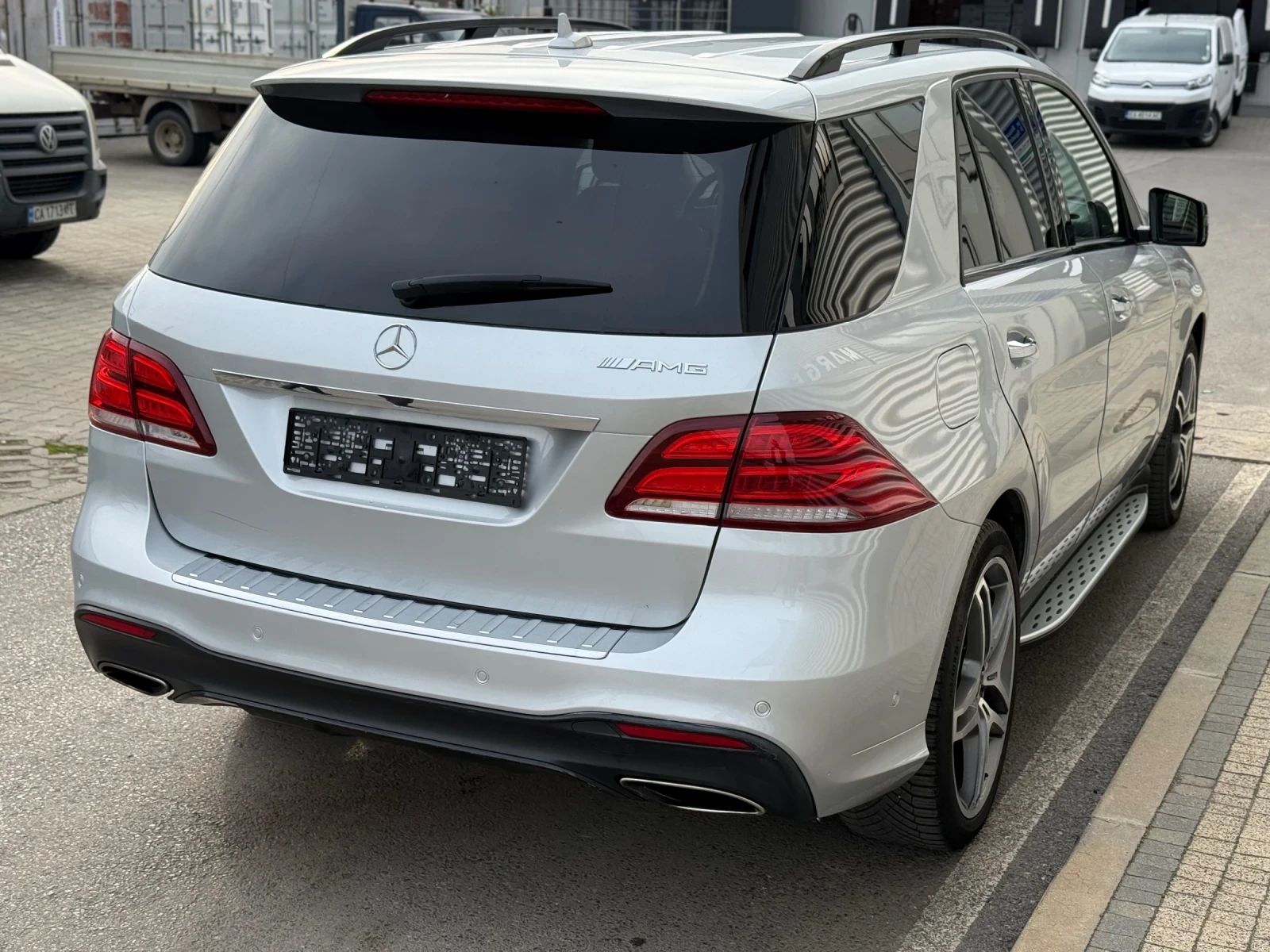 Mercedes-Benz ML 500 4Matic+ Designo+ 360камери+ Подгрев+ Обдухване+ Ca, снимка 6 - Автомобили и джипове - 53716861