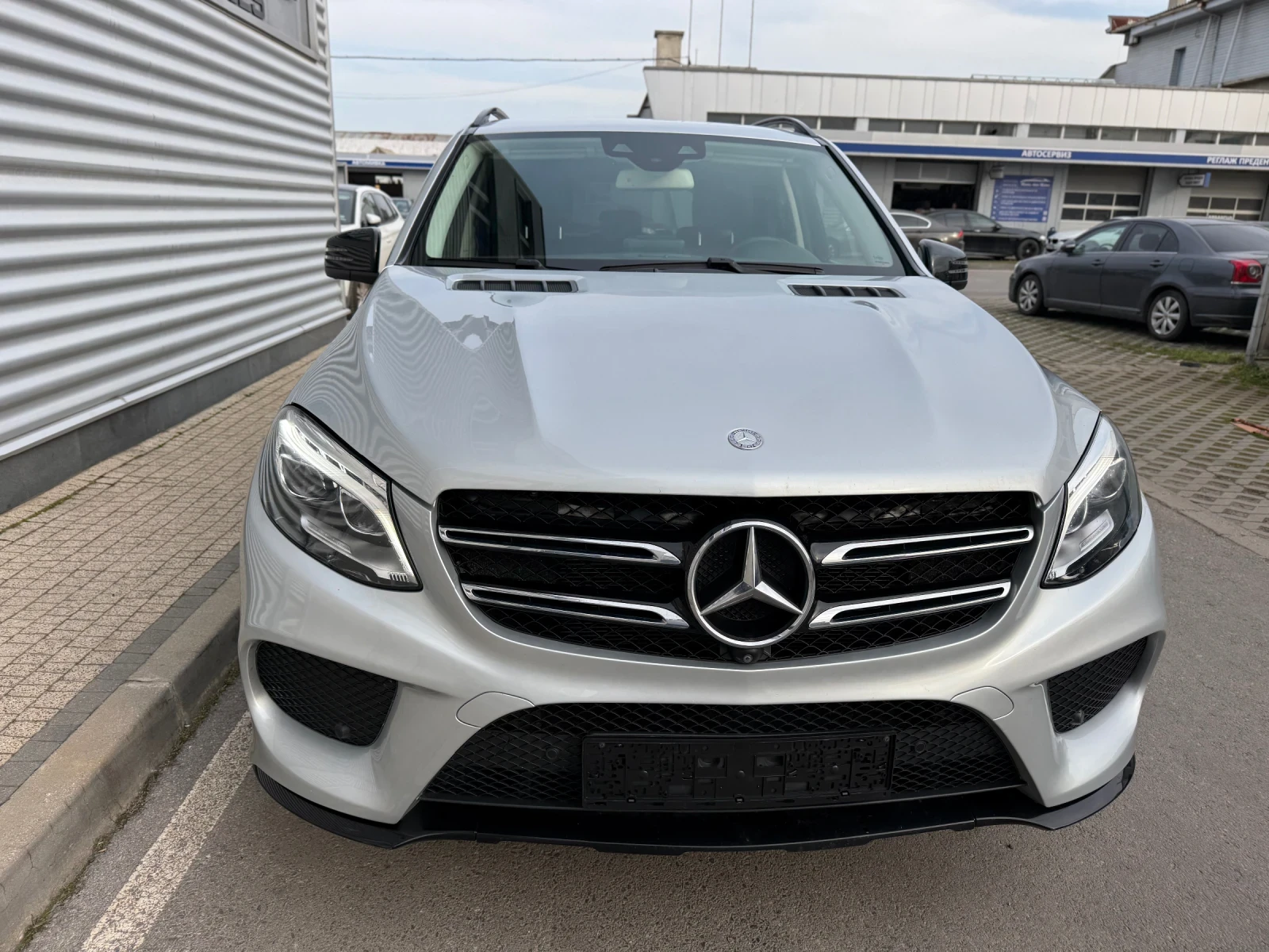 Mercedes-Benz ML 500 4Matic+ Designo+ 360камери+ Подгрев+ Обдухване+ Ca, снимка 7 - Автомобили и джипове - 53716861