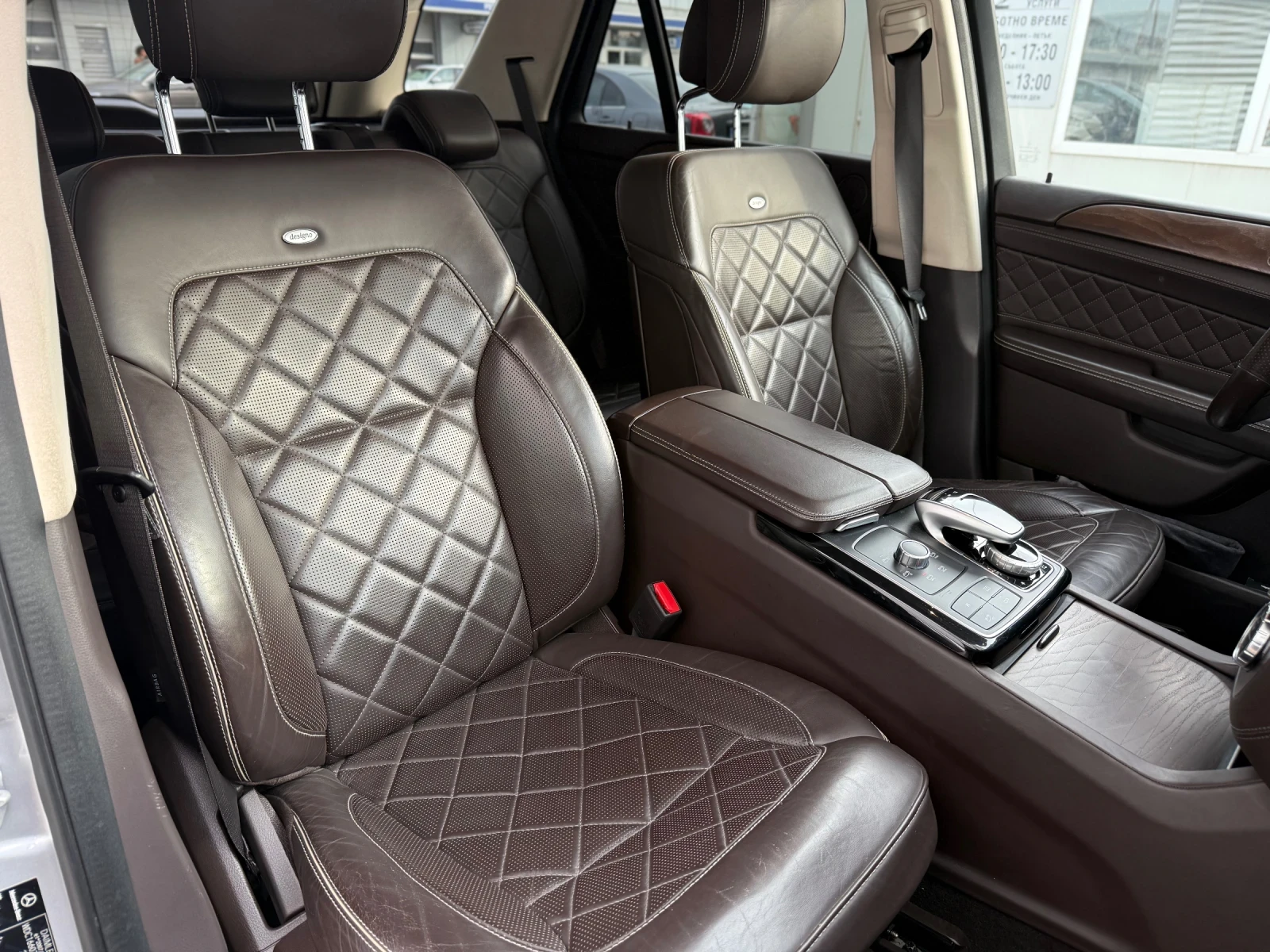 Mercedes-Benz ML 500 4Matic+ Designo+ 360камери+ Подгрев+ Обдухване+ Ca, снимка 10 - Автомобили и джипове - 53716861