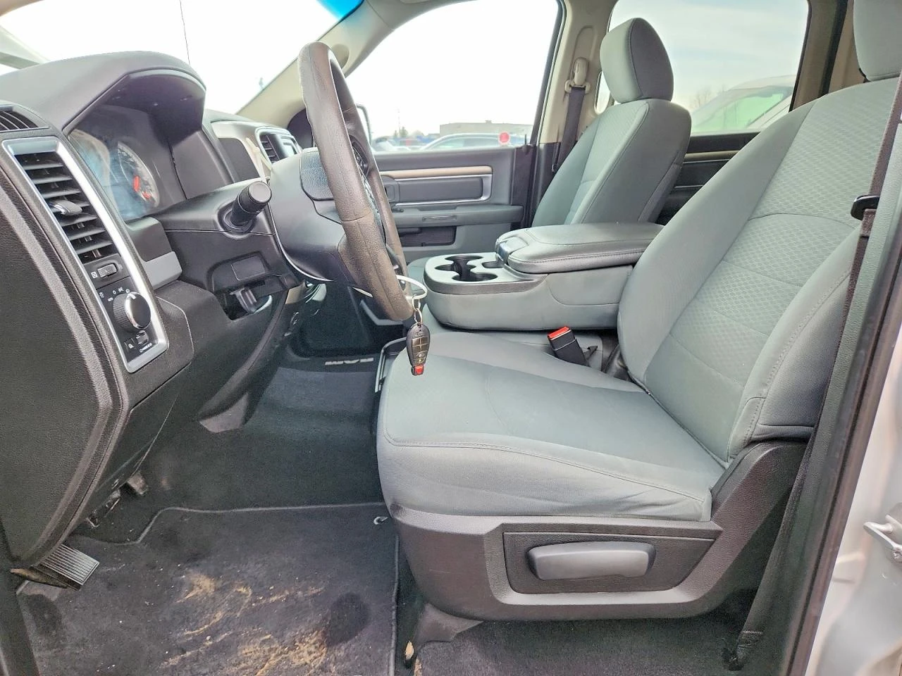 Dodge RAM 1500 5.7l Classic Slt, снимка 7 - Автомобили и джипове - 54129596