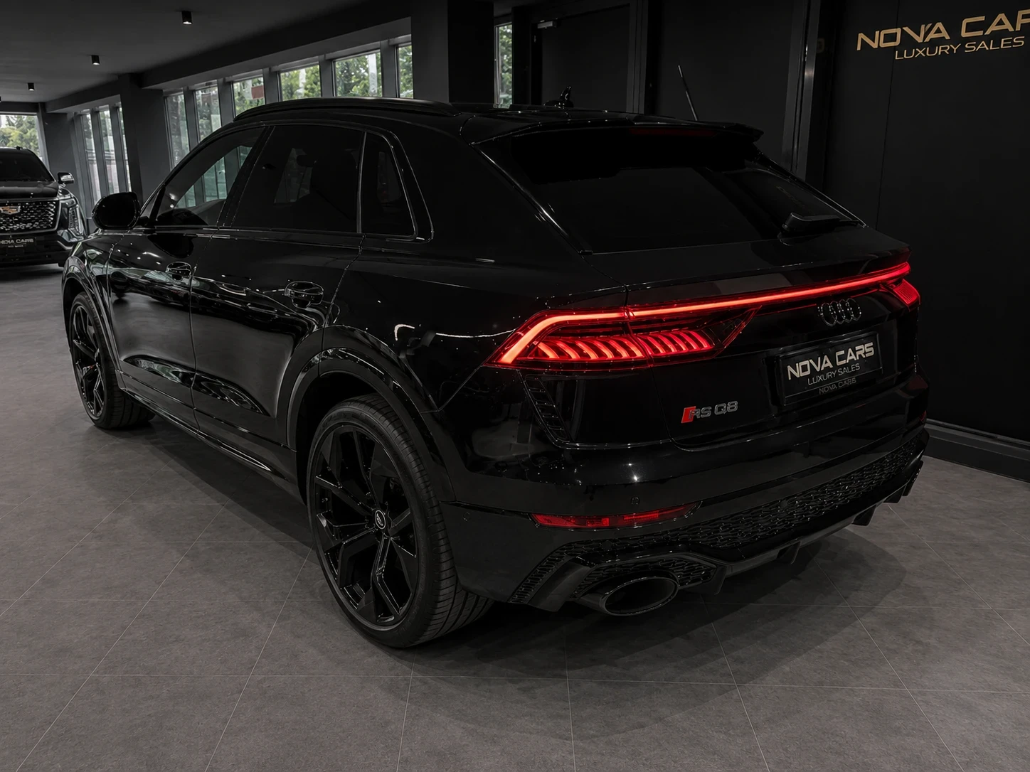 Audi RSQ8, снимка 3 - Автомобили и джипове - 54631995
