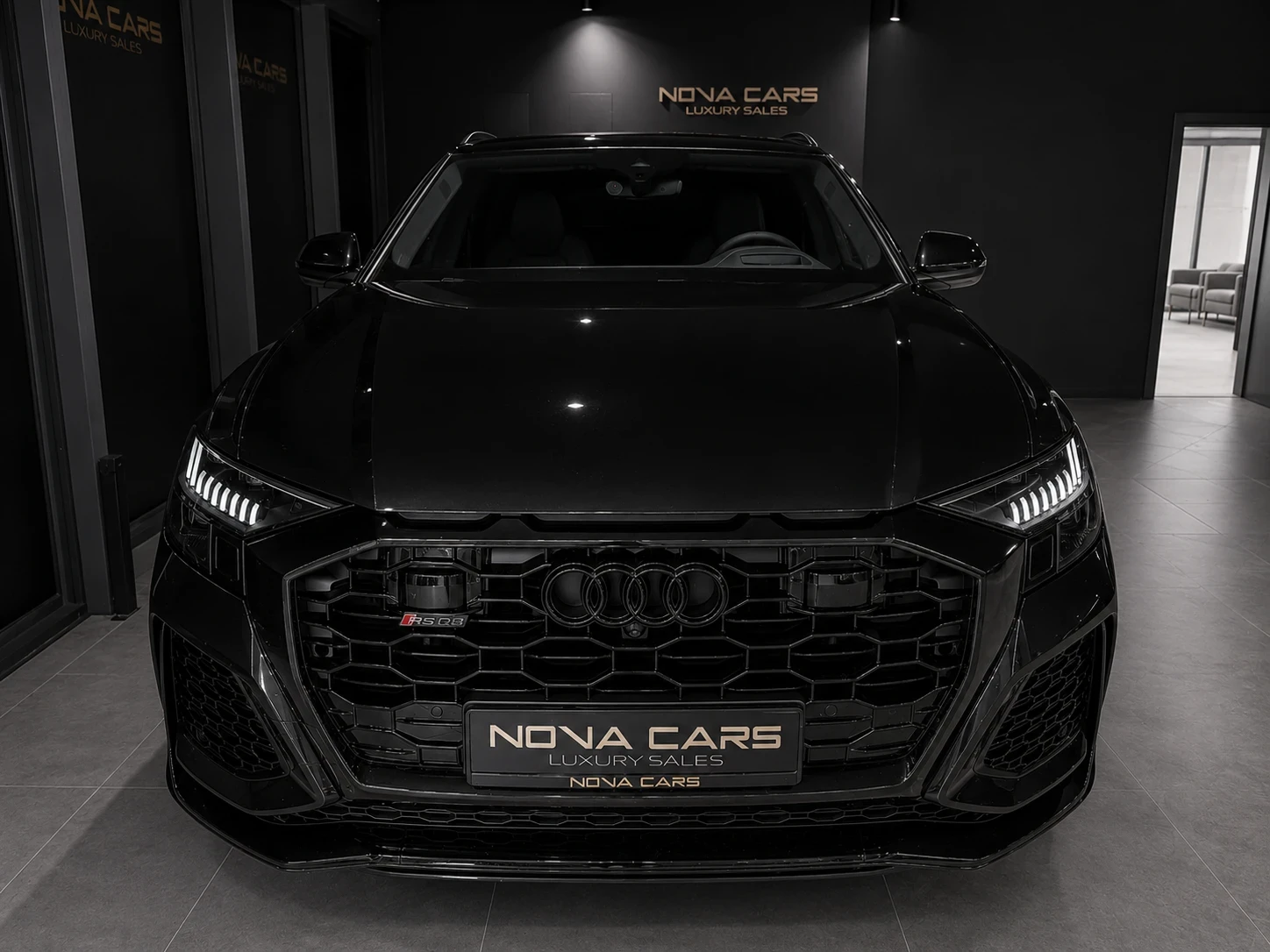 Audi RSQ8, снимка 2 - Автомобили и джипове - 54631995