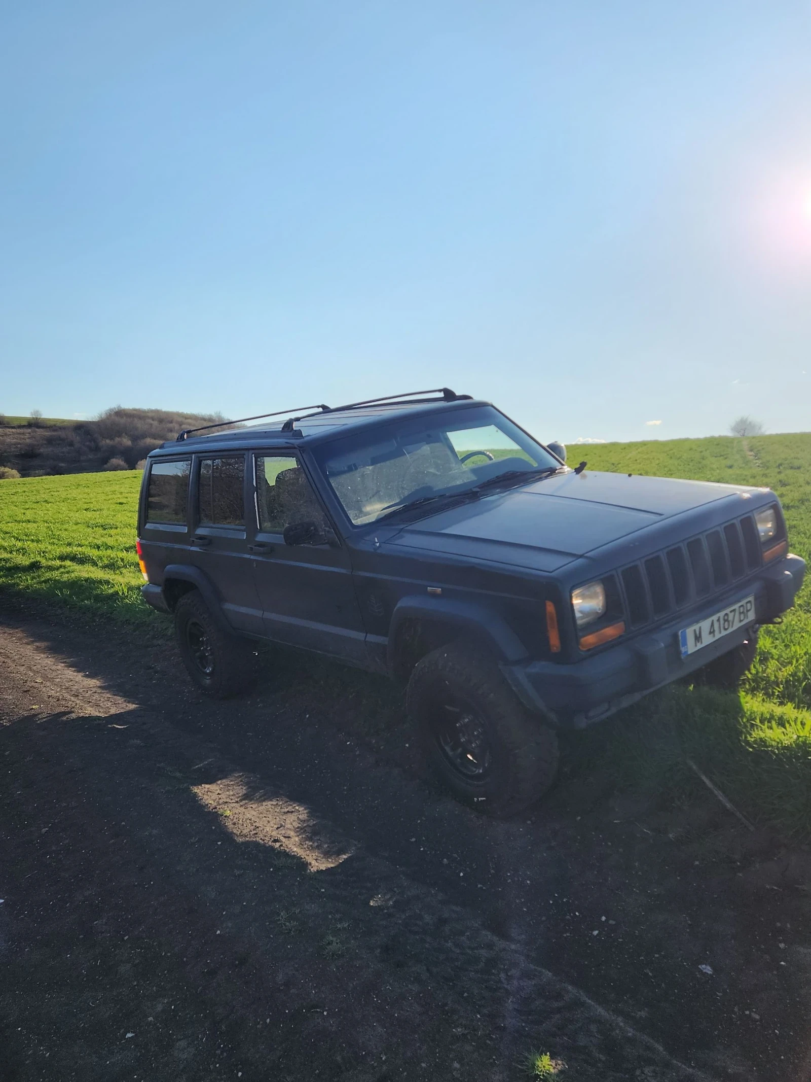 Jeep Cherokee