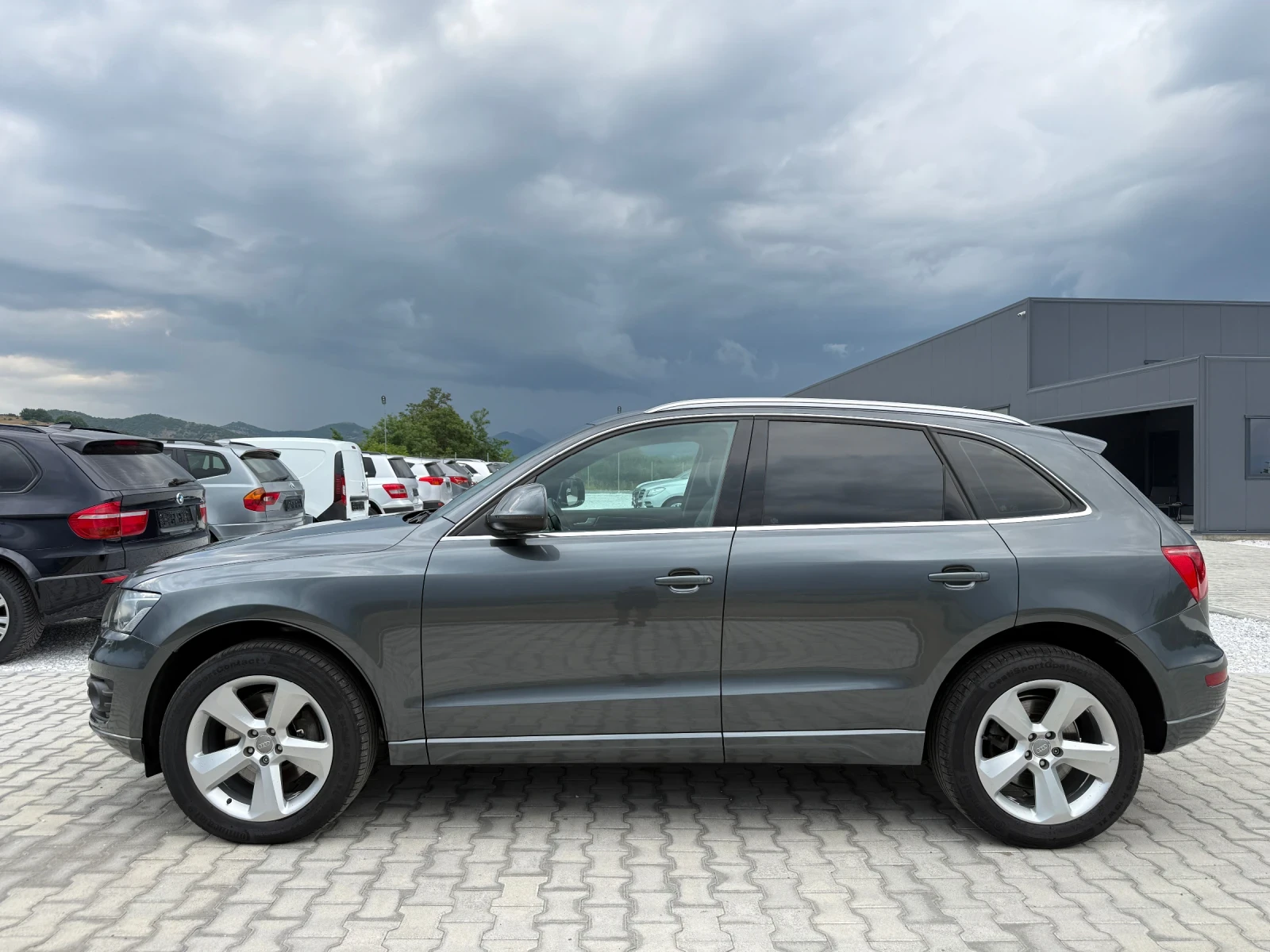 Audi Q5 3.0 TDI/EXCLUSIVE/BANG&OLUFSEN, снимка 3 - Автомобили и джипове - 55226328