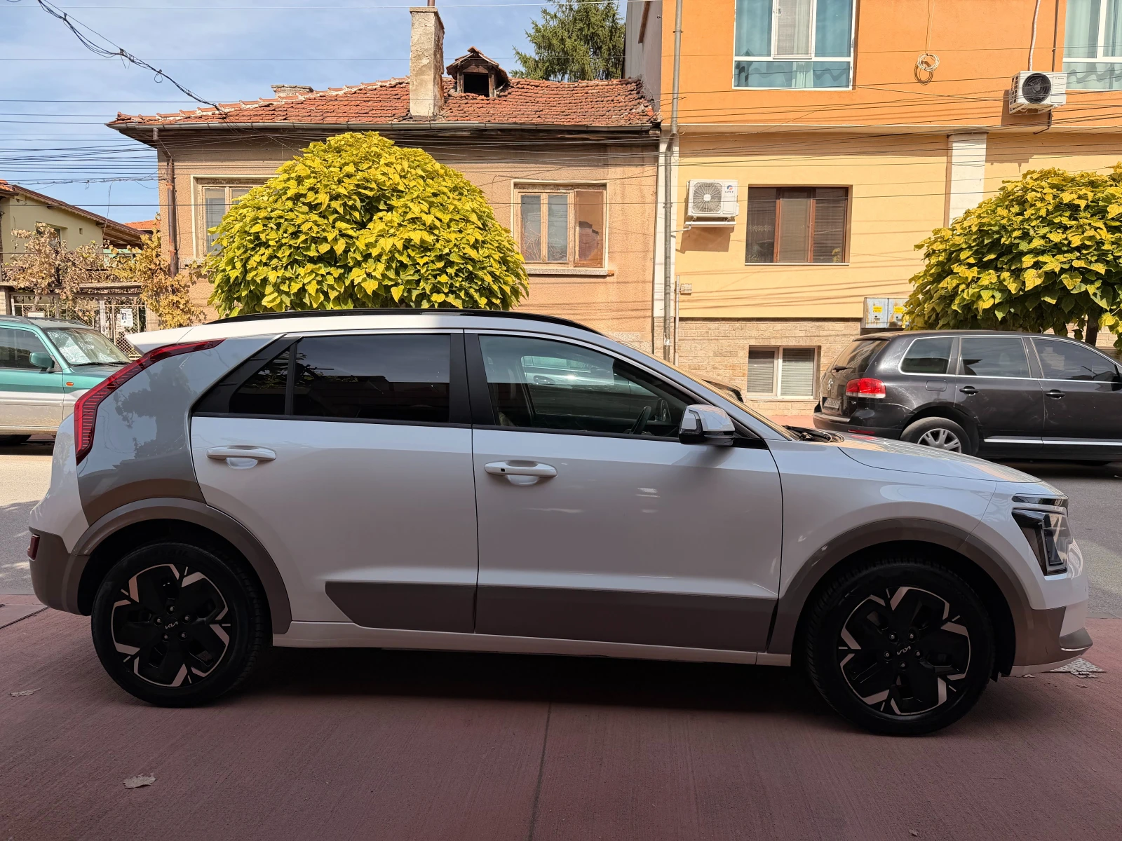 Kia Niro, снимка 3 - Автомобили и джипове - 56403546