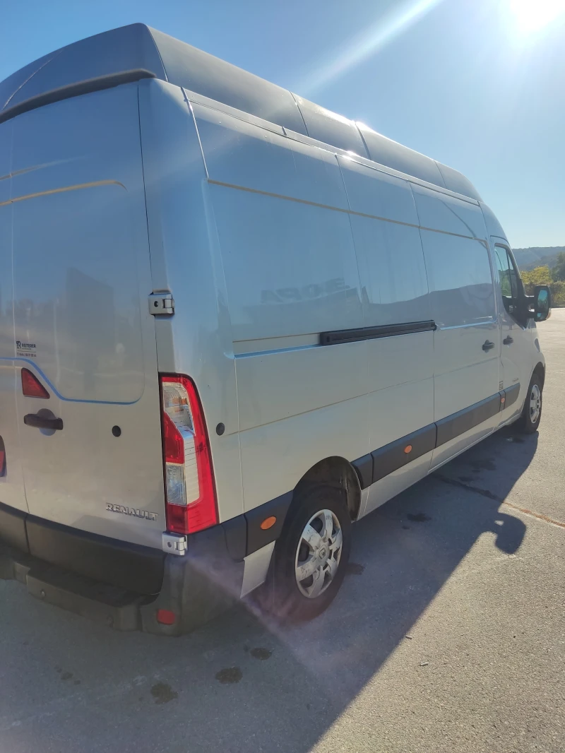 Renault Master 2.3dCi L3H3 Перфектен, снимка 4 - Бусове и автобуси - 47688664