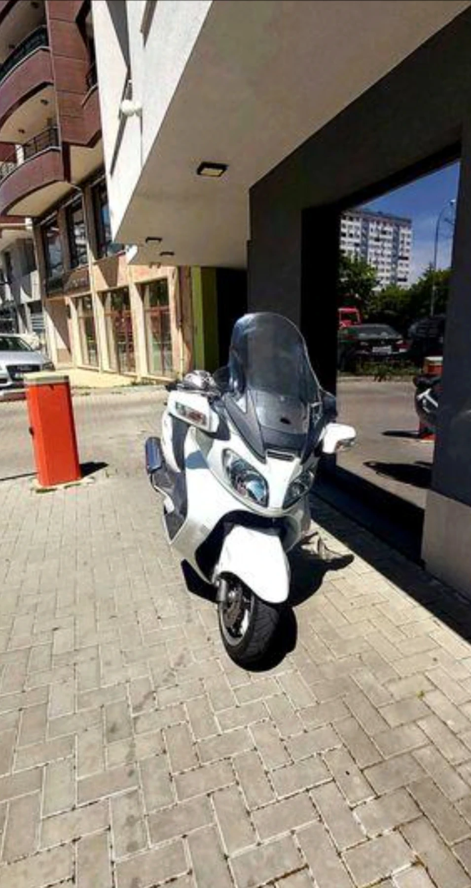 Suzuki Burgman 650 EXECUTIVE - изображение 2