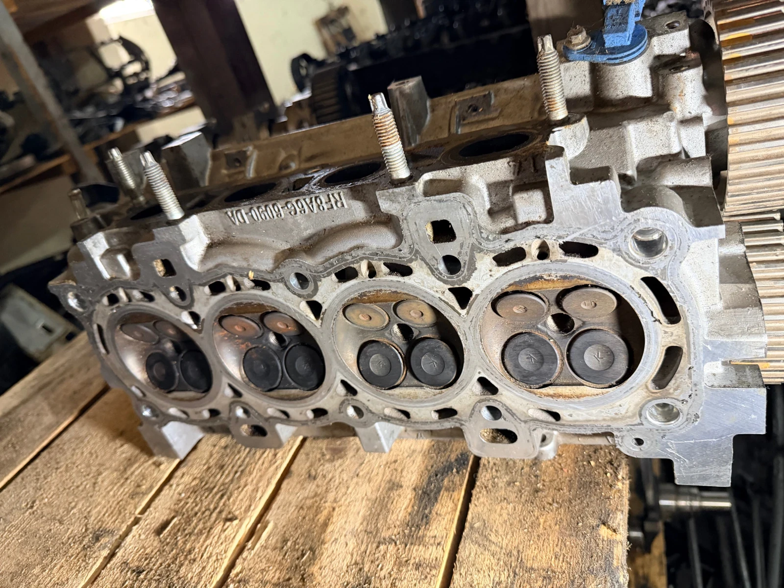 RF8A6G-6090DA Глава FORD FIESTA 1.4i  2014 RF8A6G-6090DA, снимка 3 - Части - 54069452