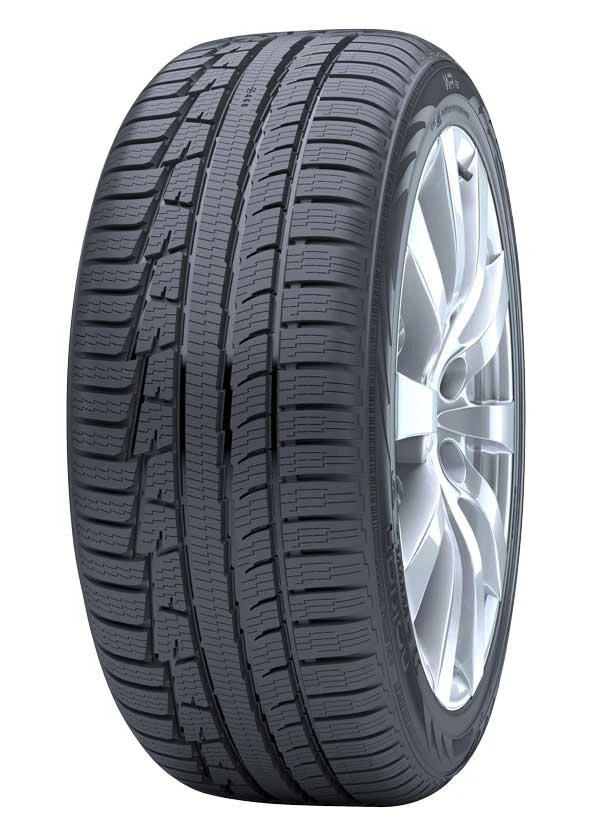 Гуми Зимни 205/50R17, снимка 1 - Гуми и джанти - 38172361