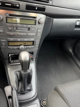 Toyota Avensis, снимка 16