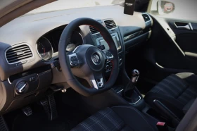 VW Golf GTD 2.0 TDI, снимка 11
