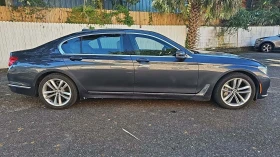 BMW 750 HEADUP* AMBIENT* PANO* KEYLESS* ОБДУХ, снимка 3