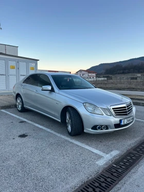 Mercedes-Benz E 220, снимка 4