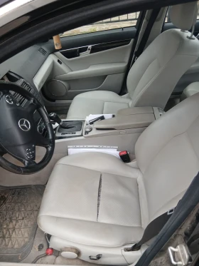 Mercedes-Benz C 200, снимка 6