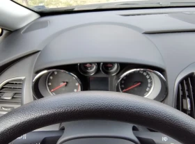 Opel Astra J 1.6 с ГАЗ от България - 5490 € / 10737.51 лв. - 23006670 9