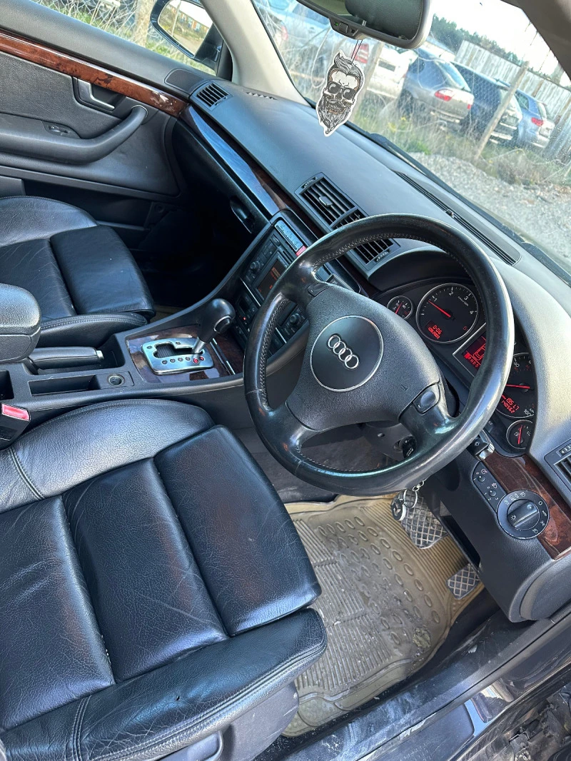 Audi A4 2.5tdi s line, снимка 5 - Автомобили и джипове - 42620366