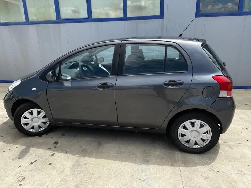 Toyota Yaris, снимка 6 - Автомобили и джипове - 47441017