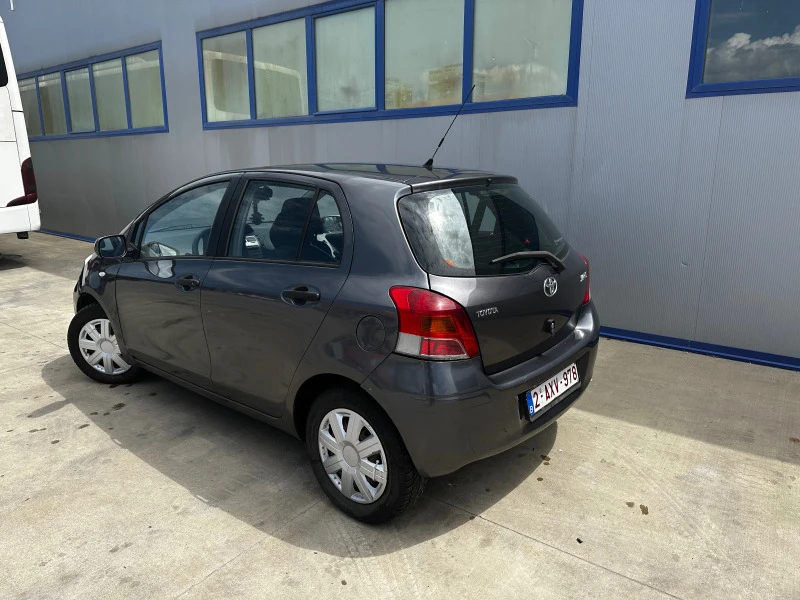 Toyota Yaris, снимка 5 - Автомобили и джипове - 47441017