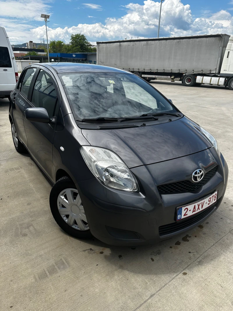 Toyota Yaris, снимка 10 - Автомобили и джипове - 47441017