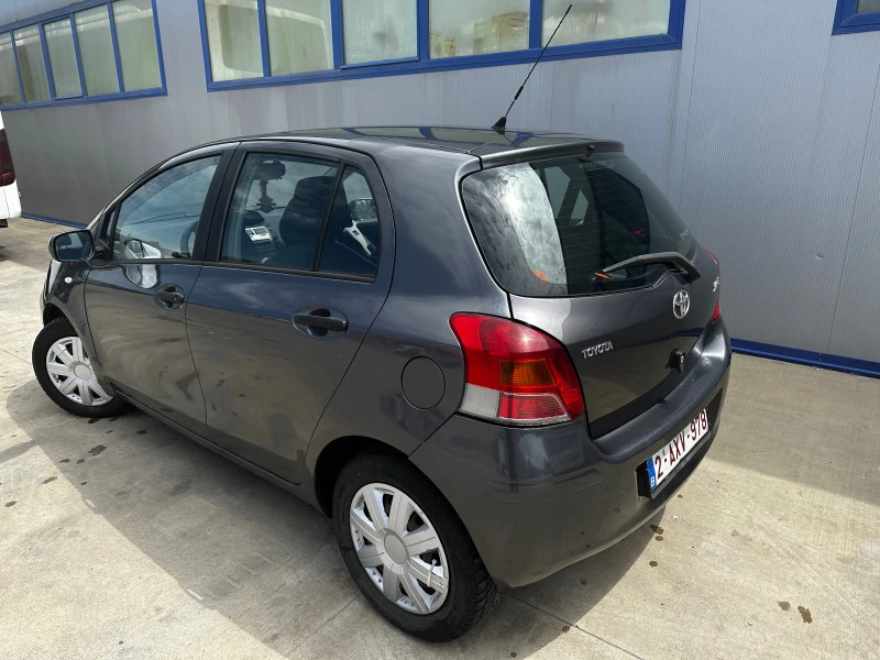 Toyota Yaris, снимка 7 - Автомобили и джипове - 47441017