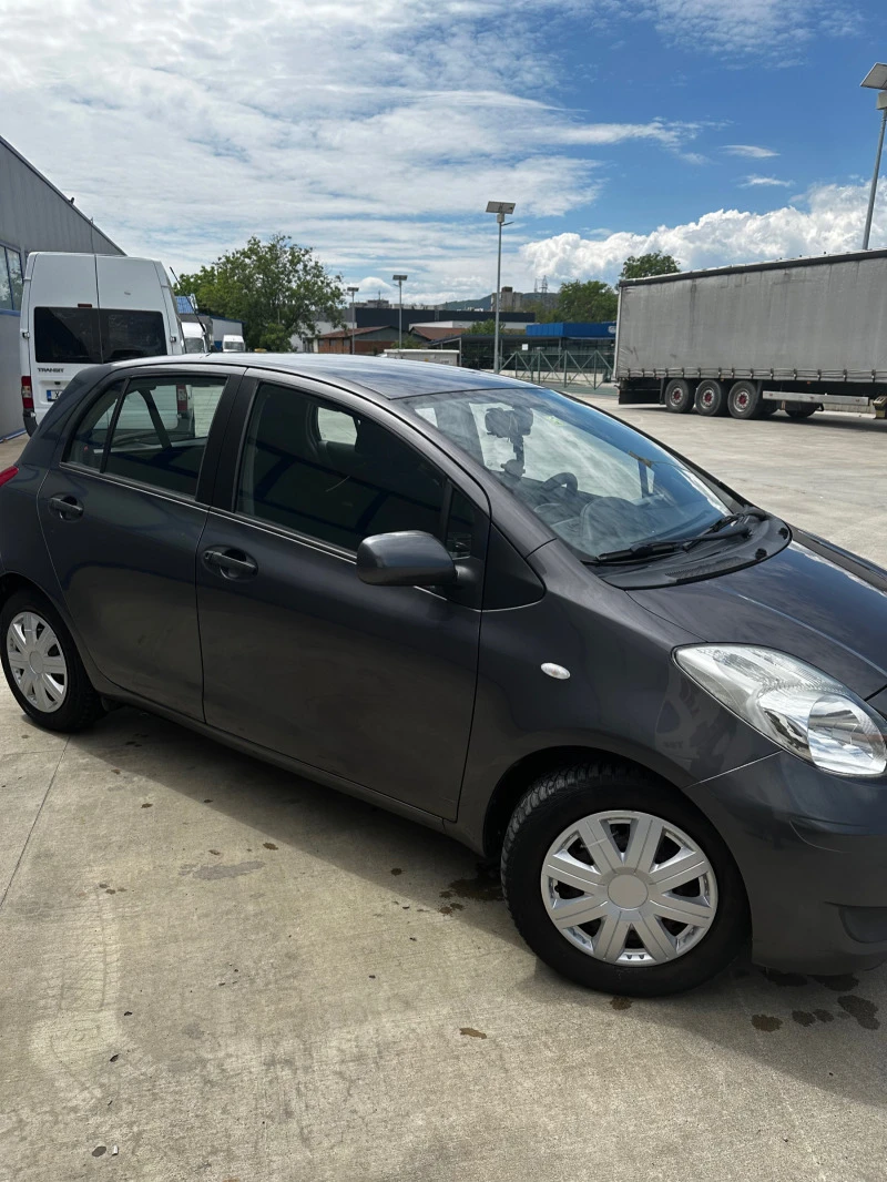 Toyota Yaris, снимка 2 - Автомобили и джипове - 47441017