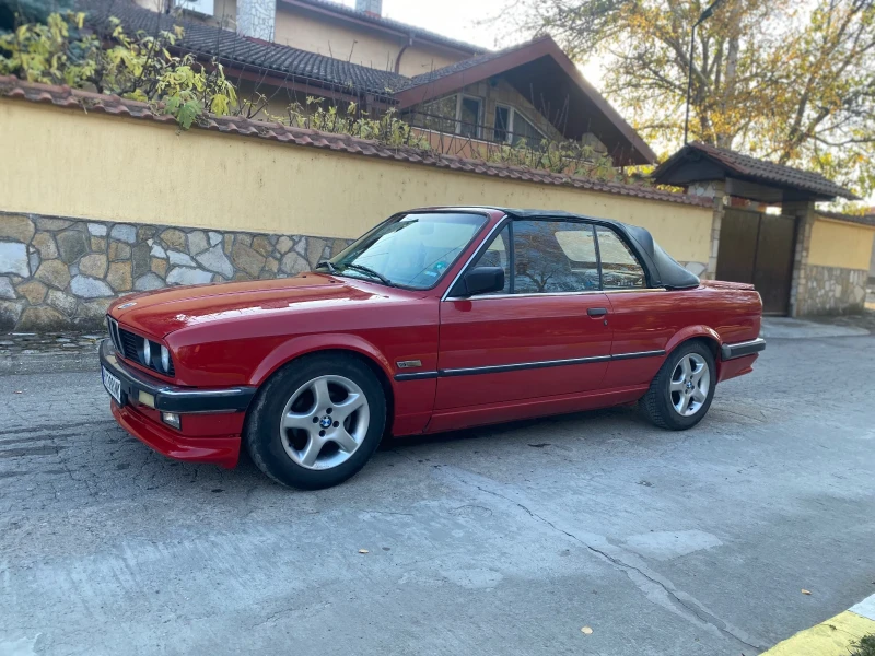 BMW 320 2.0i, снимка 3 - Автомобили и джипове - 48097412