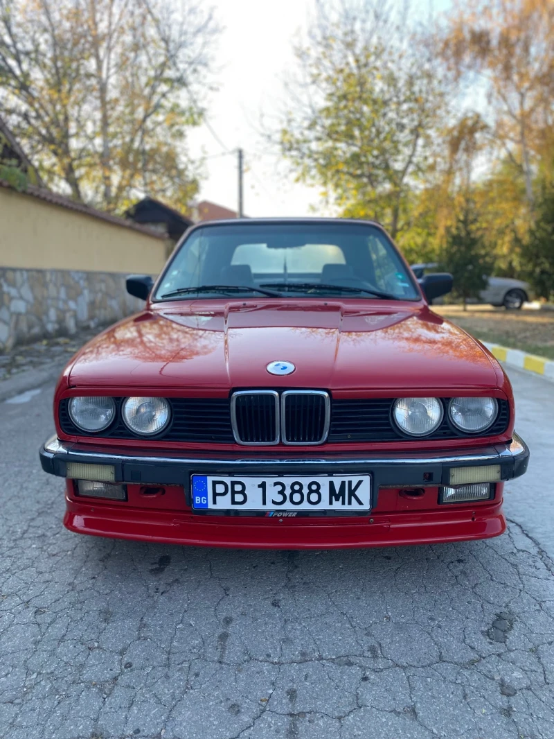 BMW 320 2.0i, снимка 2 - Автомобили и джипове - 48097412