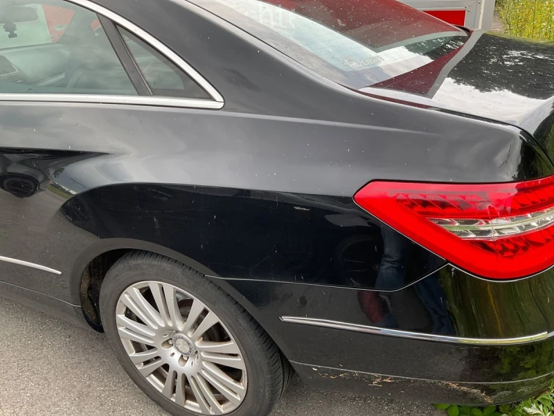 Mercedes-Benz E 250 W212, снимка 5 - Автомобили и джипове - 48126643