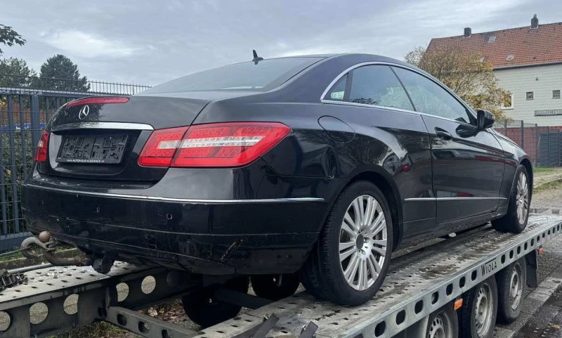 Mercedes-Benz E 250 W212, снимка 12 - Автомобили и джипове - 48126643