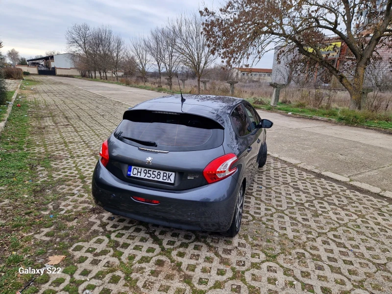 Peugeot 208 1.4 HDI, снимка 4 - Автомобили и джипове - 48357680