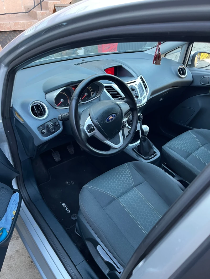 Ford Fiesta 1.4D, снимка 7 - Автомобили и джипове - 49392999