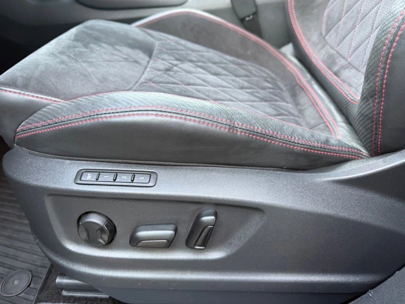 Skoda Kodiaq 2.0TDI/239HP/RS/4X4/DSG/PANO/7SEATS/360/AMBI/139v, снимка 13 - Автомобили и джипове - 49728006