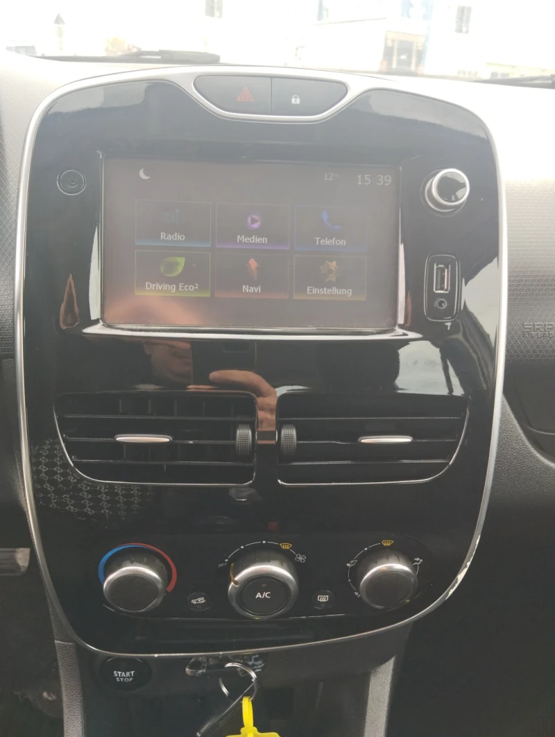 Renault Clio 1.5 dCi 90к.с. EURO 6 АВТОПИЛОТ НАВИГАЦИЯ 114000КМ, снимка 12 - Автомобили и джипове - 49849513