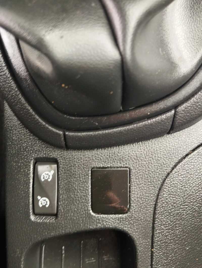 Renault Clio 1.5 dCi 90к.с. EURO 6 АВТОПИЛОТ НАВИГАЦИЯ 114000КМ, снимка 13 - Автомобили и джипове - 49849513