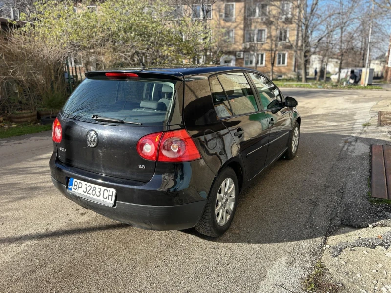 VW Golf 1.6 102к.с., снимка 4 - Автомобили и джипове - 52707679