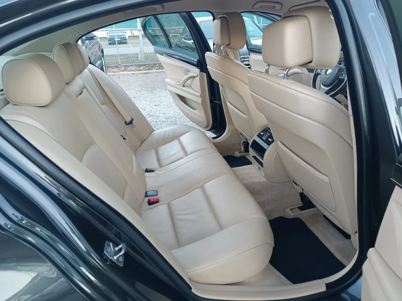 BMW 523 3.0i  - ТОП СЪСТОЯНИЕ !!!, снимка 13 - Автомобили и джипове - 52789454